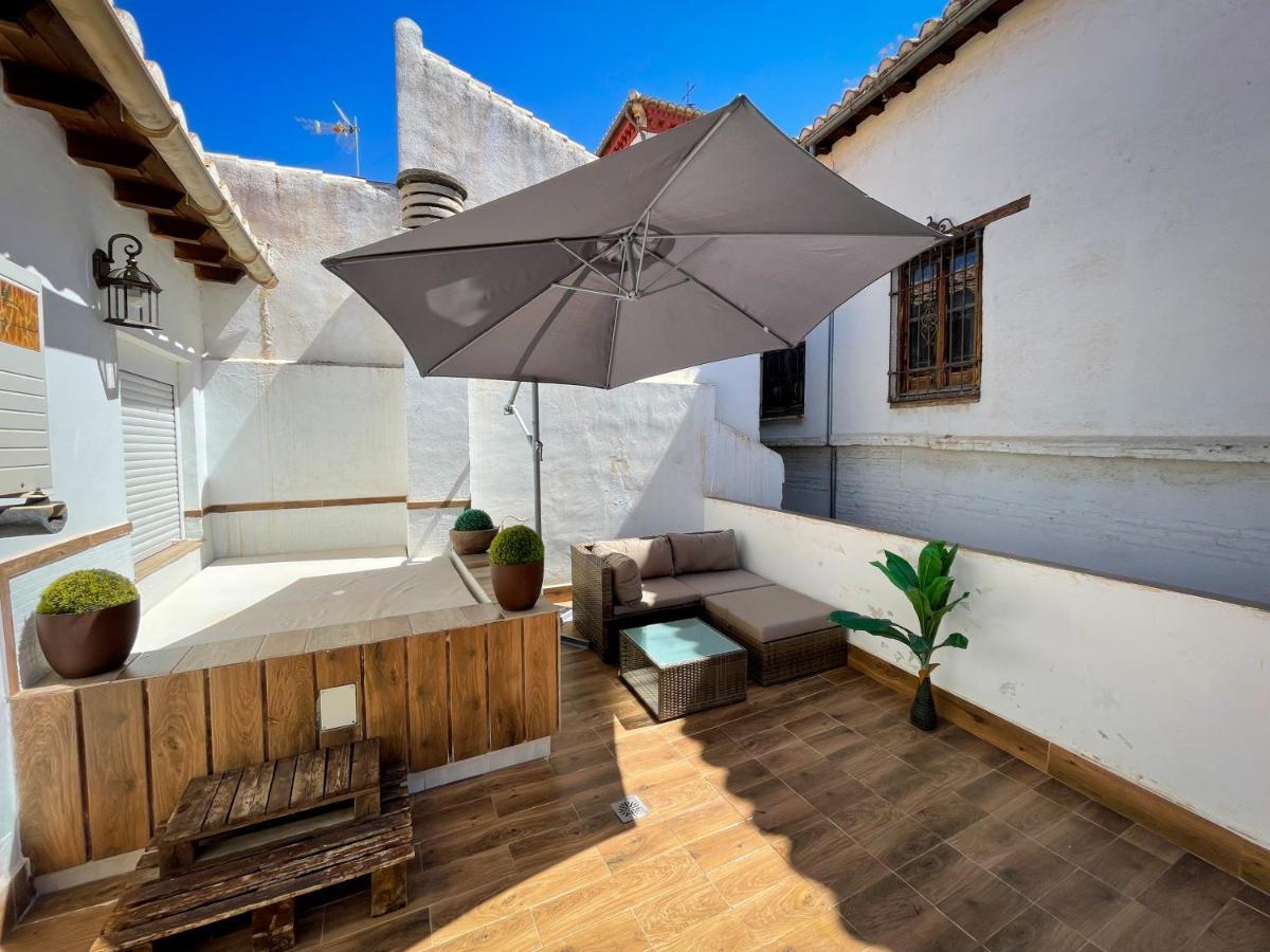 Laurel Lounge & Terrace Apartment Гранада Екстериор снимка